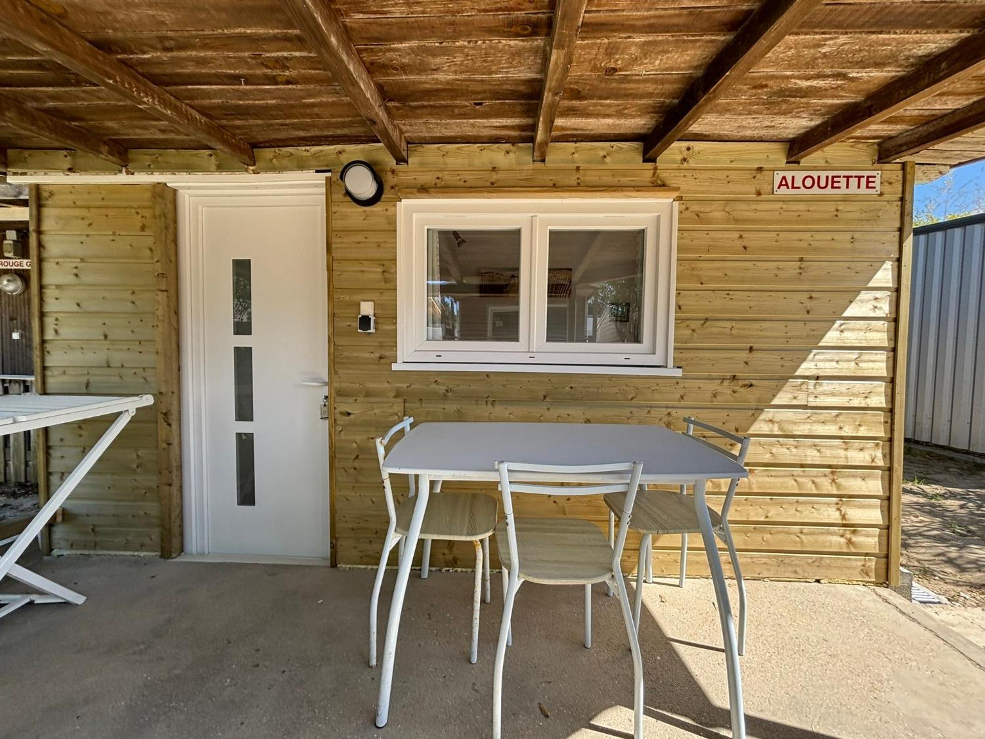 Camping Le Repos Saint-Palais-sur-Mer Esterno foto